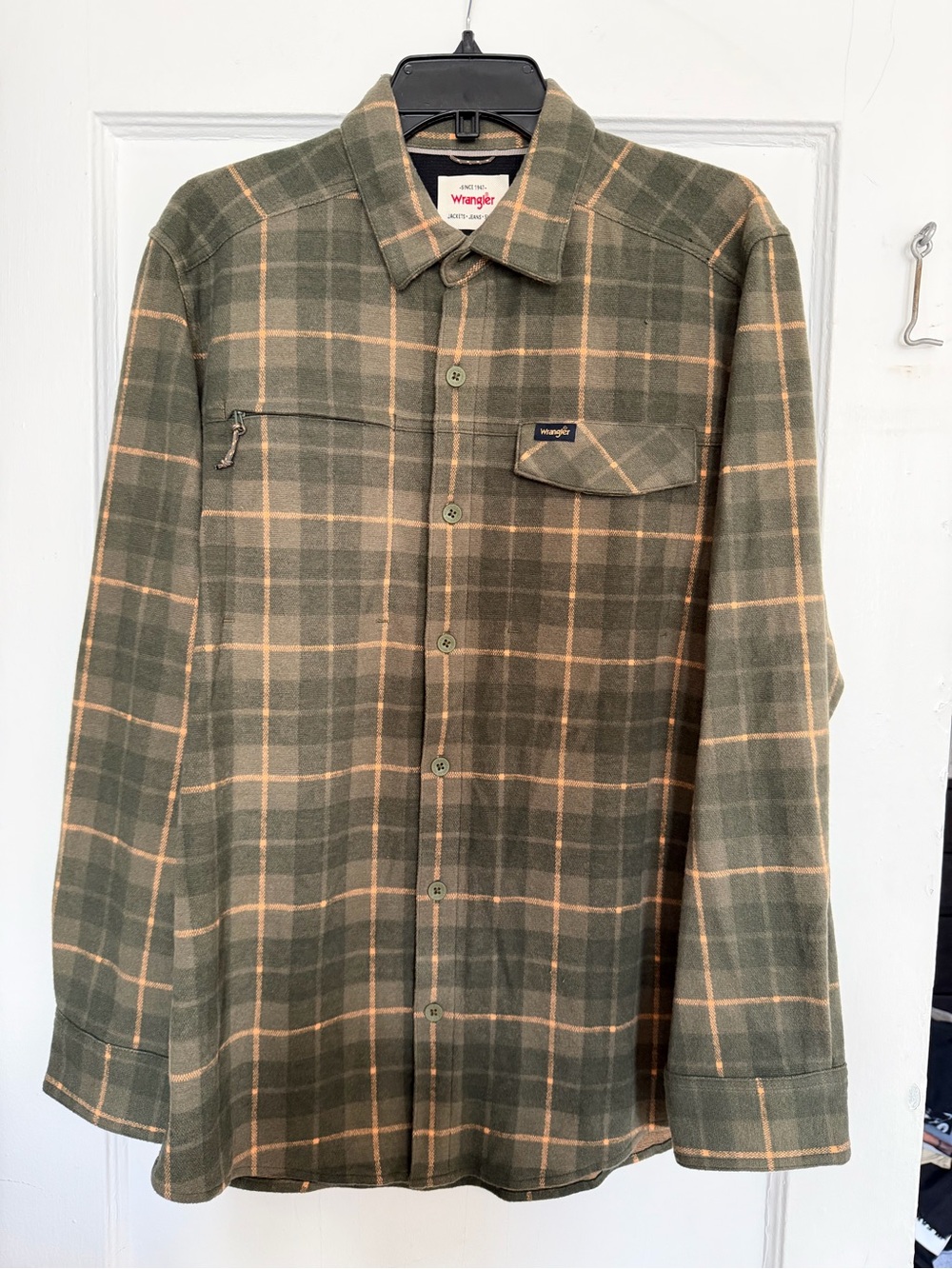 Wrangler Olive Green and Tan Plaid Button-Front Shirt